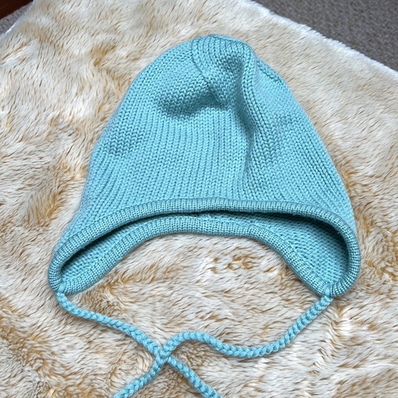 J.CREW | Fun wool hat with pom-poms! - Picture 3 of 7